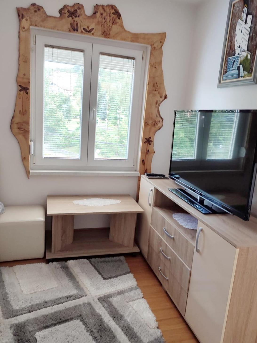 Apartman Lux Sneznik Vrnjačka Banja Kültér fotó